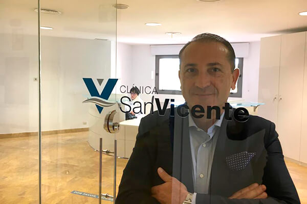 El director de DCA Abogados visita la Clínica San Vicente